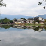 South_Lake_of_Hongcun_20141110