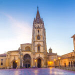 img_dest_espana_asturias_oviedo_960x383_01