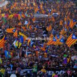 加泰罗尼亚“民族日” 数十万人街头“独立”大游行 diada