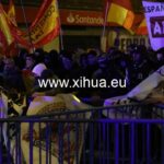 巴塞罗那暴发大游行:几十万民众反对桑切斯为求连任,不惜分裂国家! 000_342K2KM