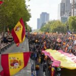 数千人聚集要求提前选举,PP和Vox同声抗议桑切斯 manifestacion