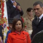 佩德罗·桑切斯西班牙国庆日着装引发争议之细节 pedro