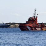 西班牙移民危机升级:福门特拉海域再发移民船事故,两人遇难 salvamento