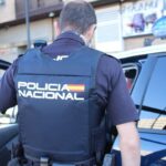 西班牙帕尔马一男子因恐吓店铺老板并抢劫被捕 colombiano